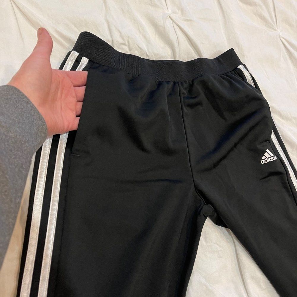 Adidas Essentials Three Stripe Track Pants Size 16 Juniors - Picture 4 of 8